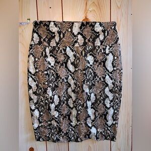 Snake skin pencil skirt- small